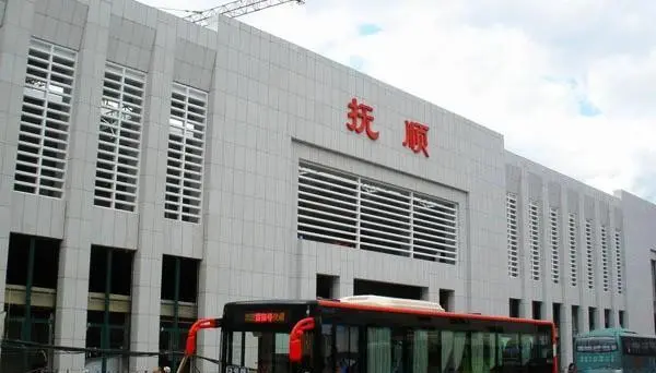 石家庄到抚顺物流公司//石家庄到抚顺货运专线,轿车托运 石家庄到抚顺物流公司//石家庄到抚顺货运专线,轿车托运